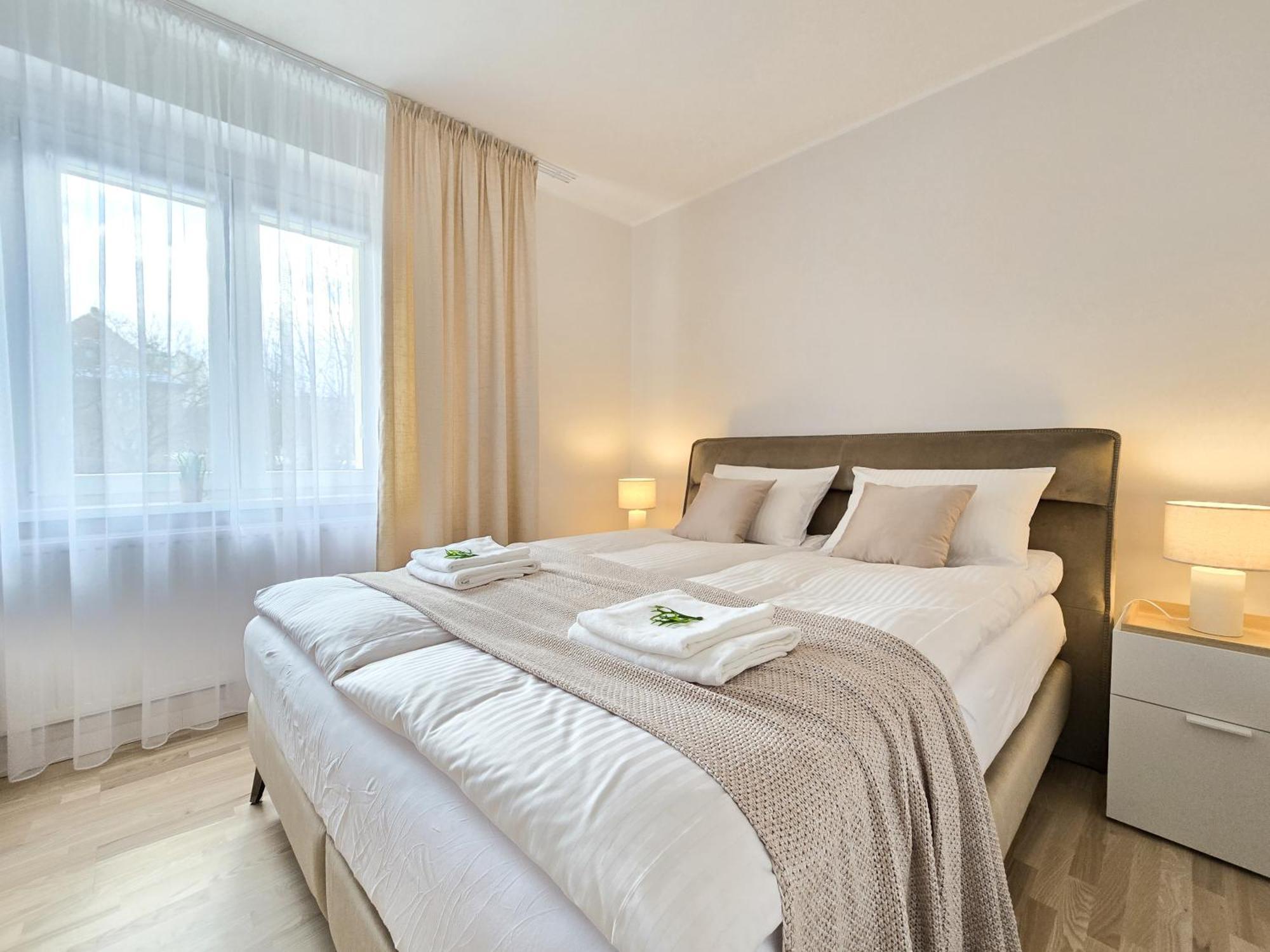 Apartment Beige *